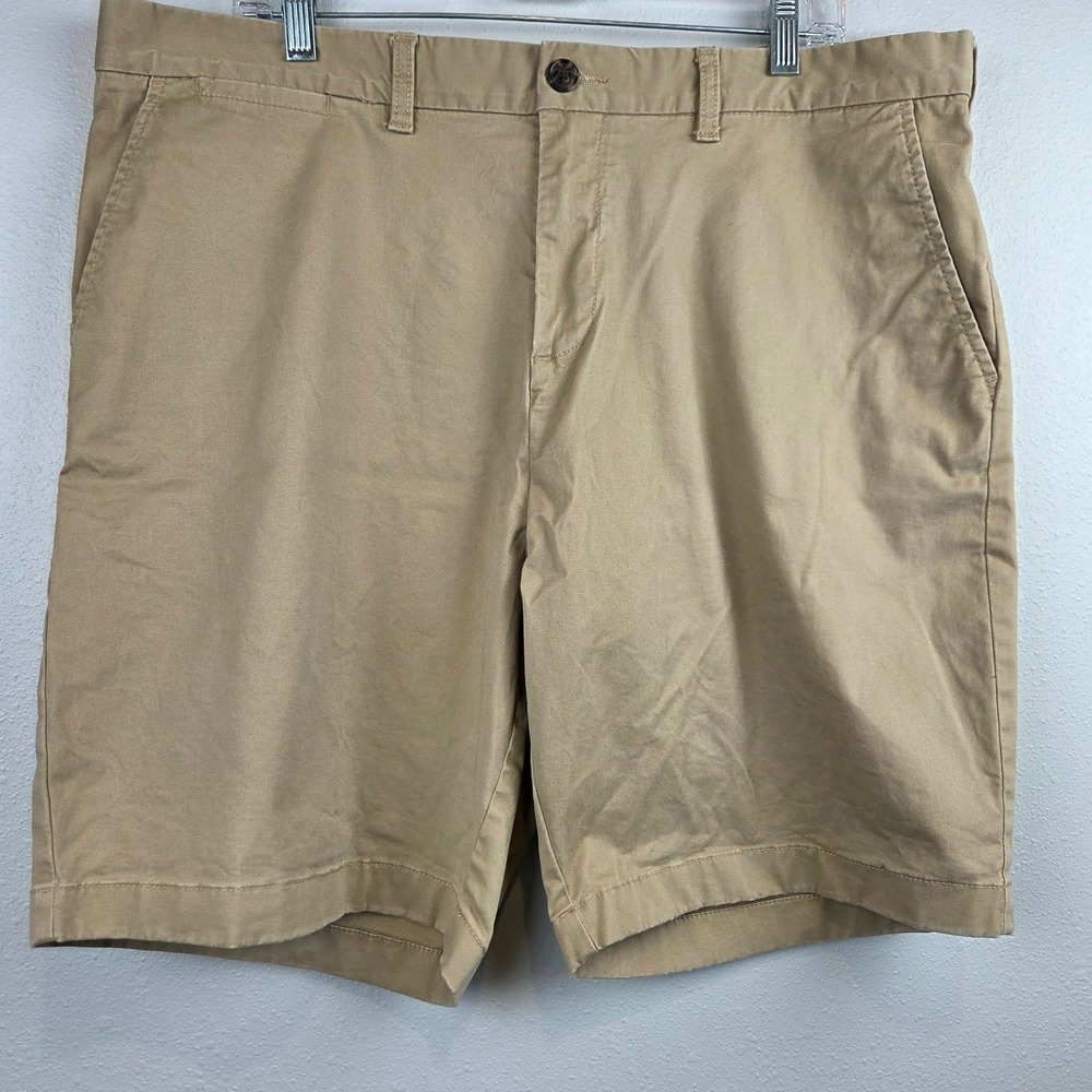 Tommy Hilfiger Mens Chino Shorts Tan Khaki Size 38 Stretch Cotton Flat Front